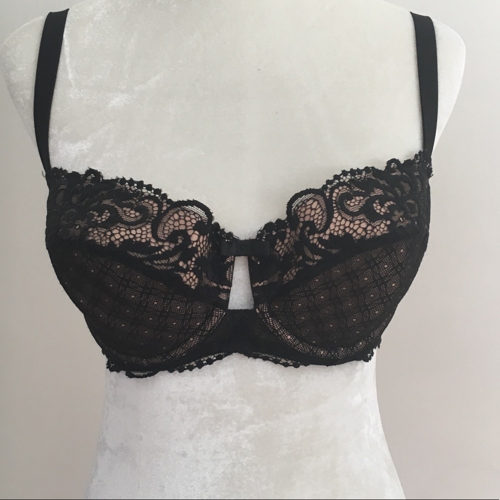 🎈Like new 🎈Barbara sexy lace bra - Picture 2 of 6